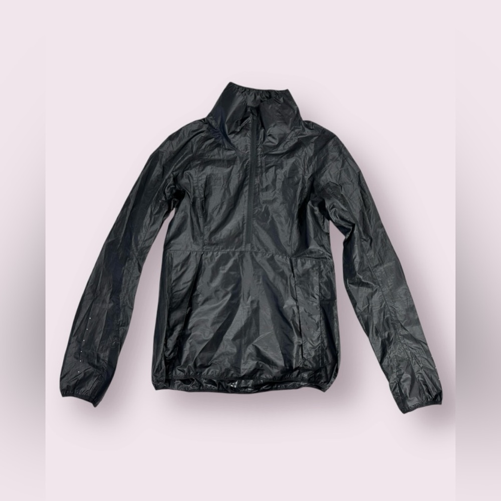 Lululemon, Packable Lightweight Half-Zip, Size 4 - image 1